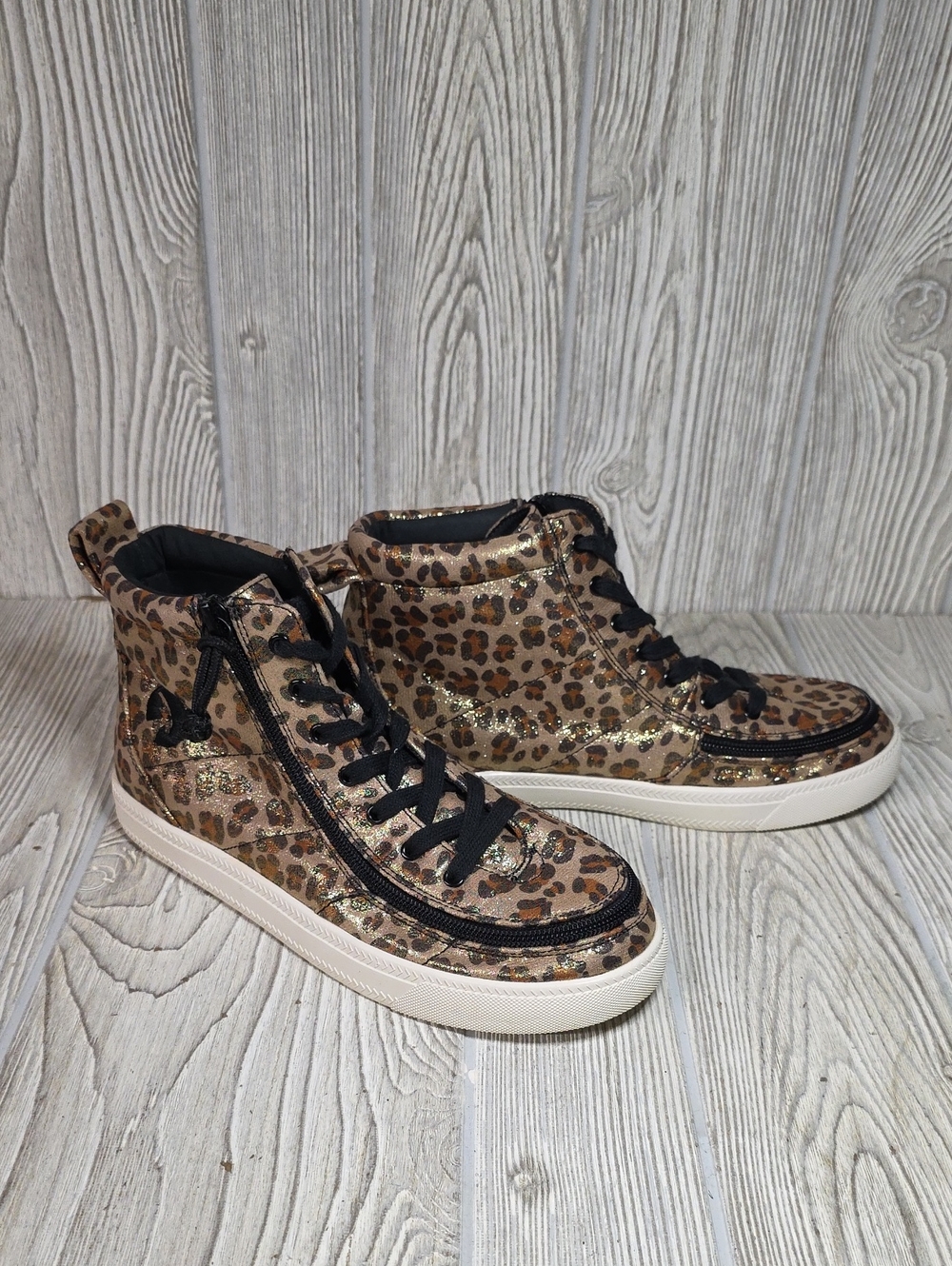 Billy Footwear Classic High Top Leopard Shimmer Print Sneakers Big Kids Size 5